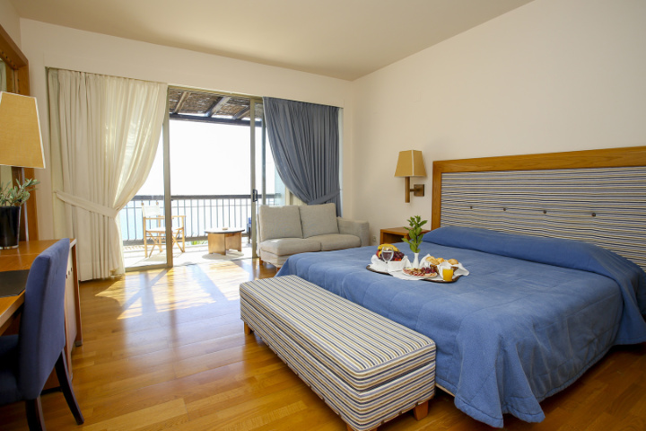 hotel-ionian-blue-3